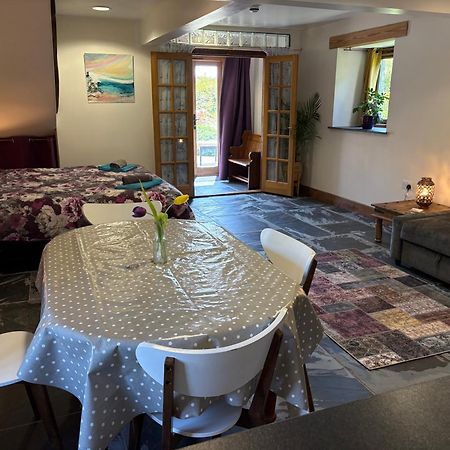 The Shippon At Rosehip Apartamento Launceston Exterior foto